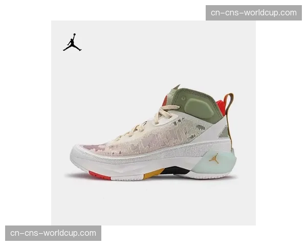 产业动态:某运动品牌发布2026年篮球鞋款,强调数据化反馈以优化运动表现 产业动态:某运动品牌发布2026年篮球鞋款,强调数据化反馈以优化运动表现