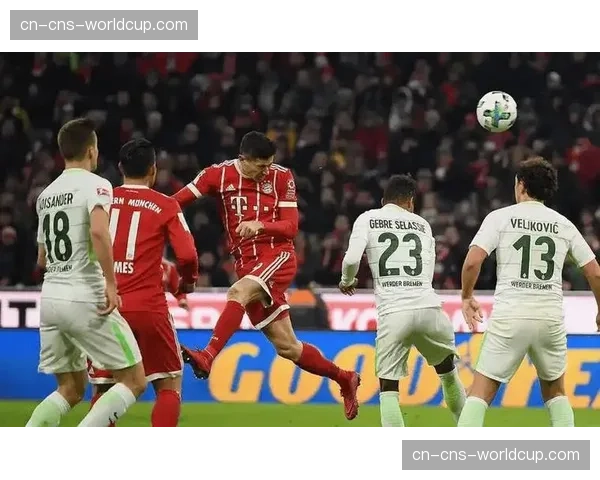 75分钟：十人应战的科隆1-0顽强领先弗赖堡